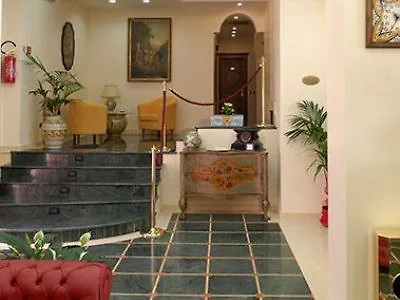Paradiso Delle Madonie Hotel 4*