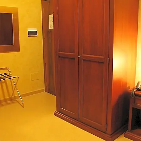 Paradiso Delle Madonie Hotel